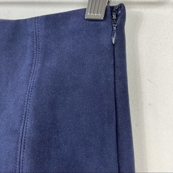 ARITZIA Babaton Modern A Line Mini Skirt Vegan Faux Suede Leather Navy Blue 00 - Picture 6 of 10
